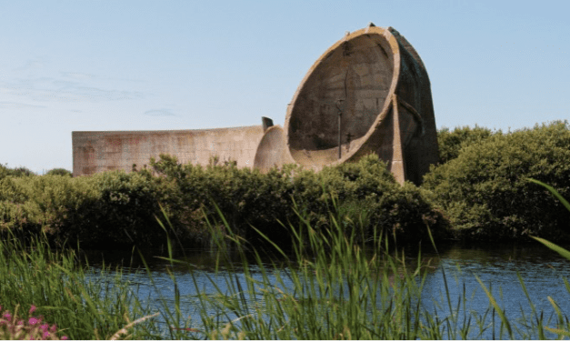 The Concrete “Sound Mirrors” That Influenced WWII, Science, And Design